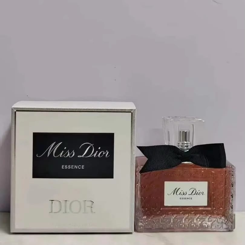 5ml: Miss Dior Essence Size: 1.2oz/35ml parfum sprayNEW